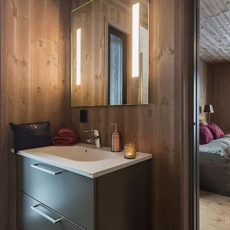 Nydelig Og Moderne Hytte Pa Kikut Geilo - 6 Senger, 4 Soverom Og Jacuzzi Exterior photo