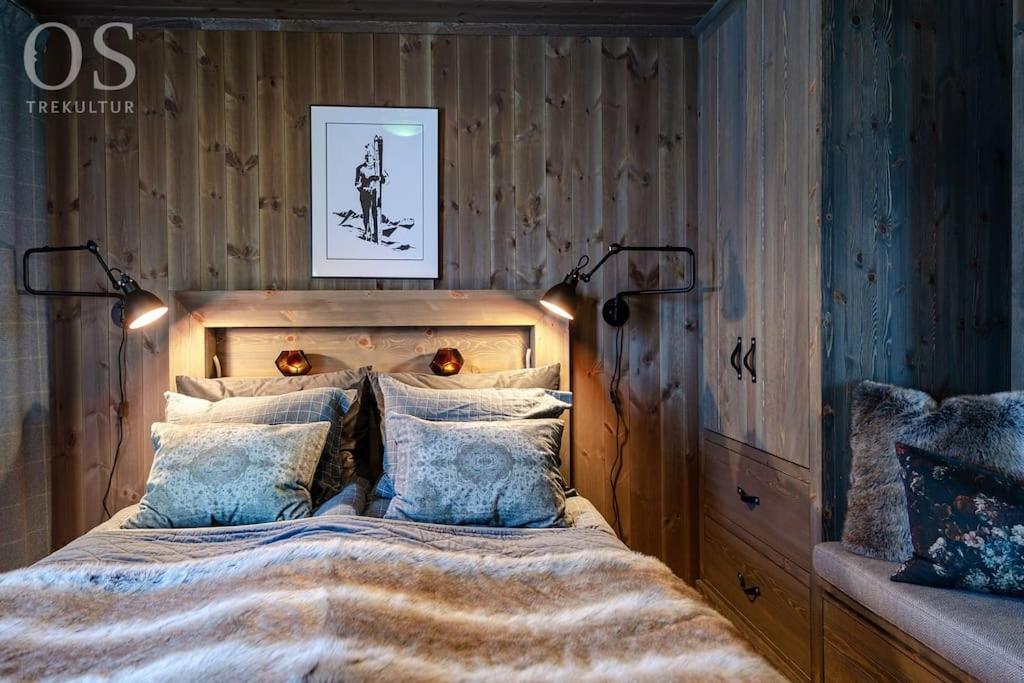Nydelig Og Moderne Pa Kikut - 6 Senger, 4 Soverom Og Jacuzzi Holiday home Geilo